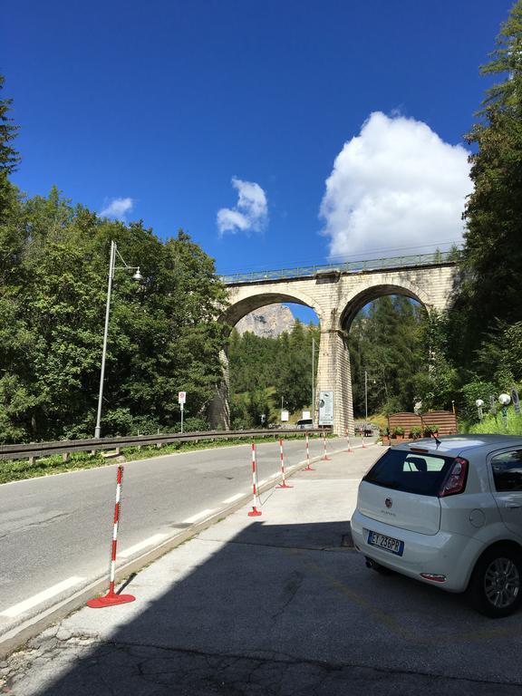 Meuble Villa Neve Κορτίνα Ντ' Αμπέτσο Εξωτερικό φωτογραφία
